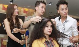 Mr. Đàm tự tay cắt tóc cho học trò