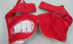 Nóng: Lại phát hiện chất lạ "mới toanh" trong áo ngực TQ