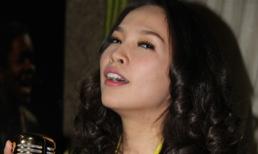 "Gái 1 con" Hiền Thục đẹp gợi cảm giữa Hà Nội cuối thu