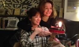 Song Hye Kyo giản dị đón sinh nhật 