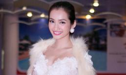 Trúc Diễm trắng muốt tại Hà Nội