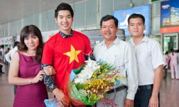 Trương Nam Thành rạng rỡ ngày trở về