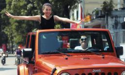 Vũ Duy Khánh, Tùng Lan tình tứ trên Zeep lạ