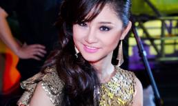 Trà  My sang trọng, quyến rũ với váy sequin