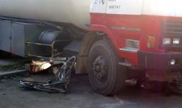 2 nữ sinh chết thảm dưới bánh xe bồn