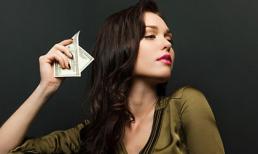 Đàn bà chỉ "hám tài" chứ không "hám của" của đàn ông