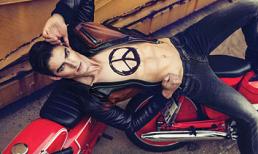 Ngắm mẫu Tây có chiều cao khủng 1m90 bên xế “độc”