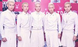 365 gây “náo loạn” các fan với đầu tóc nhuộm trắng!