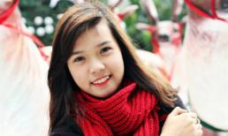 Miss Teen Thanh Hương tinh nghịch trên phố đón Noel