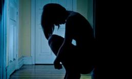 Nữ sinh bị hiếp 'vấp' phải luật sư 'dê xồm'