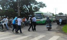 Nữ sinh bị cán qua đầu chết thảm