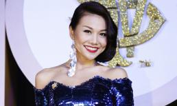 Thanh Hằng lộng lẫy với sequin xanh, tóc uốn cổ điển