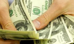 Đàn ông giữ tiền chặt hơn phụ nữ