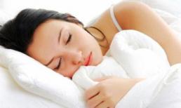 "Yêu" 6 lần mới rách màng trinh