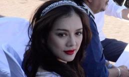 Lý Nhã Kỳ xinh như công chúa tại Nam Phi