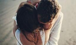 Đàn bà mất trinh, chỉ để yêu qua đường