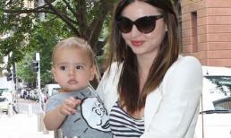 Bé Flynn du hí quê ngoại