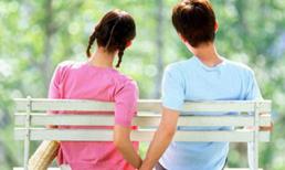 Thuê người yêu đi chơi Valentine, bị đánh ghen tơi tả