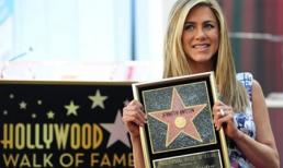 Jennifer Aniston nhận “sao” trên đại lộ Danh vọng Hollywood 