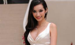 Trúc Diễm khoe khuôn ngực tròn đầy