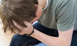 Nỗi đau của nam sinh muốn thử “làm đàn ông”