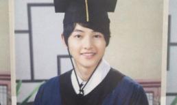 "Soi" vẻ điển trai thời đại học của Song Joong Ki