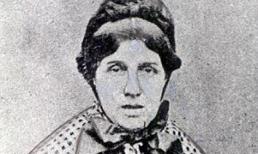 Truyền kì “góa phụ đen” giết người hàng loạt