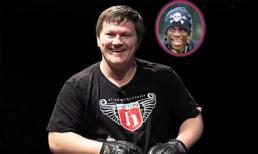 Võ sĩ đấm bốc Ricky Hatton nhắm Balotelli làm phù rể 