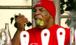 Khoảnh khắc 'xấu lạ' của sao khi ăn uống