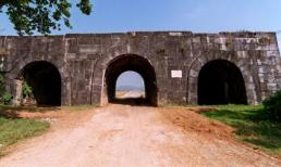 Kỷ lục Việt Nam: Thành cổ bằng đá duy nhất