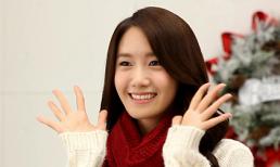 Bàn tay đẹp của Yoona được nhiều người chú ý