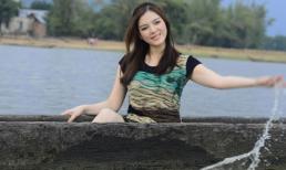 Lý Nhã Kỳ lãng mạn trên sông Lak