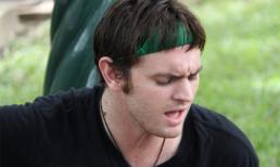 Chàng trai Tây hát nhạc Trần Tiến ngọt ngào