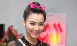 Trang Nhung và kiểu thời trang "khó hiểu"