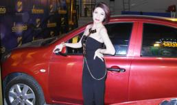 Dàn xế xịn 'ngợp phố' của Sao Việt