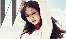 Ngắm Go Ah Ra khác lạ trên bìa W