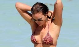 Irina Shayk làm dậy sóng biển Miami