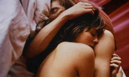 Bóp chết vợ trong lúc đang ‘mây mưa’