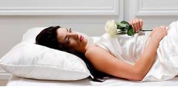 Đêm tân hôn, chồng đòi tiền thiệt hại vì tôi mất trinh