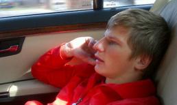 Arshavin suýt thành người thiên cổ