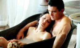 Những khoảnh khắc nóng bỏng của Angelina Jolie trên màn ảnh