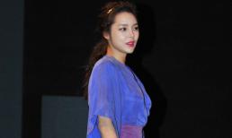 'Hoa hậu dao kéo' kém duyên vì quần lò xo 