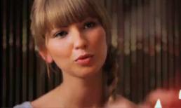 Nóng bỏng video thiếu nữ dành ‘lần đầu tiên’ cho Putin