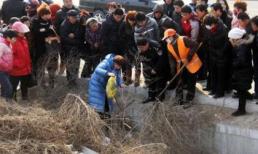 Kinh hoàng 16 xác trẻ sơ sinh tìm thấy ở bờ sông