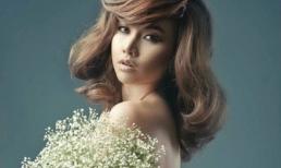 Đinh Ngọc Diệp "cởi áo" khoe vai trần trong ngày 8/3