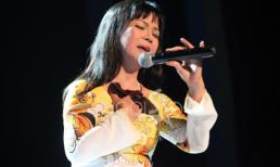 Ánh Tuyết "Rơi lệ ru người"