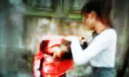 Phẫn nộ: Nữ sinh cấp 2 đánh bạn, lột quần áo quay clip tung lên mạng