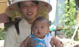 Vợ kiện chồng "giao cấu với trẻ em"