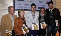 Không muốn bị "lãng quên", David Villa cho ra mắt tự truyện