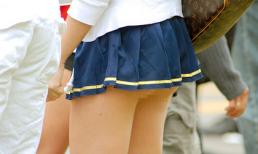 Mốt váy gây "đỏ mặt" của thiếu nữ trẻ